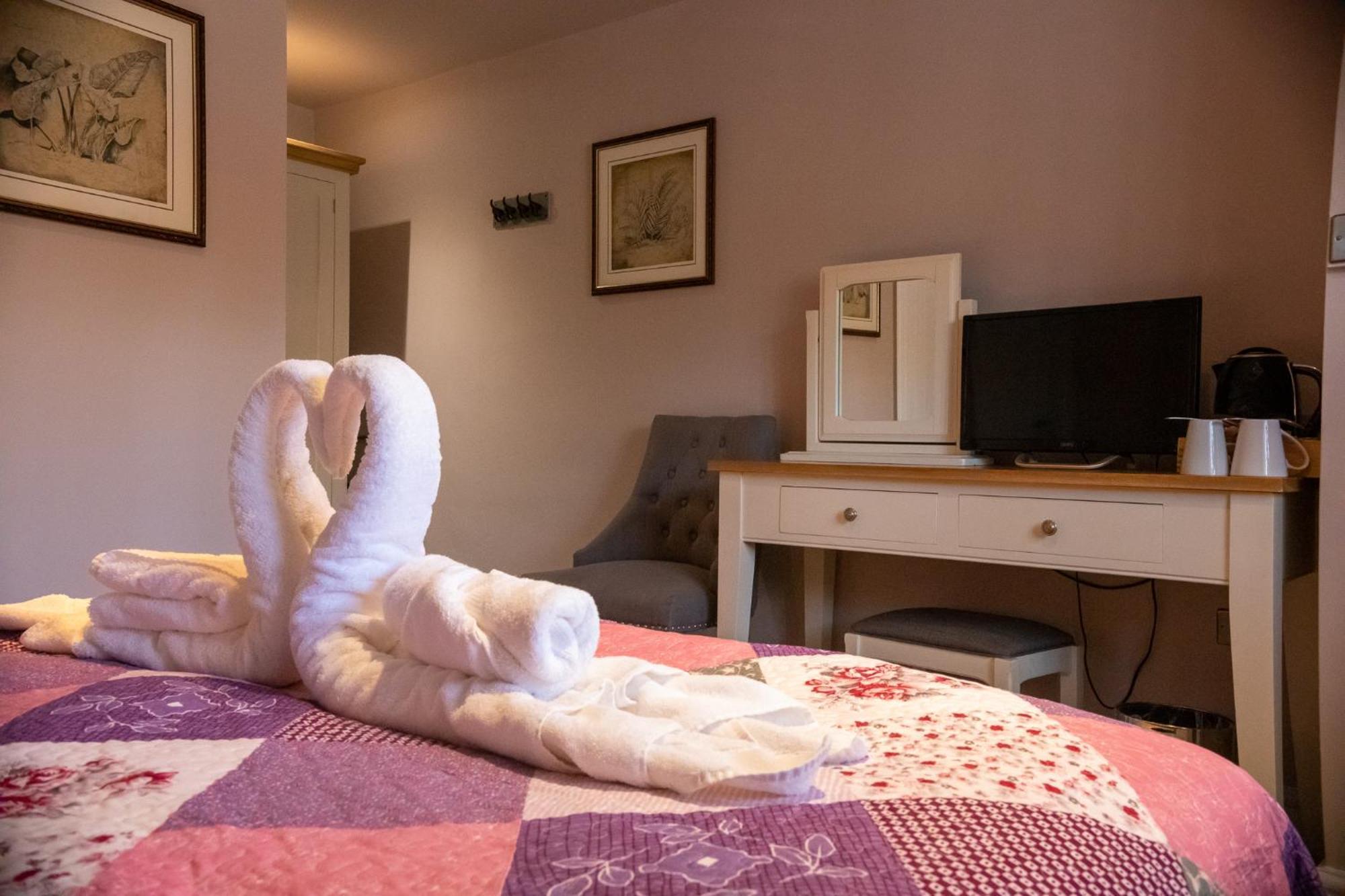 The Hare And Hounds Bed & Breakfast Fulbeck Ngoại thất bức ảnh